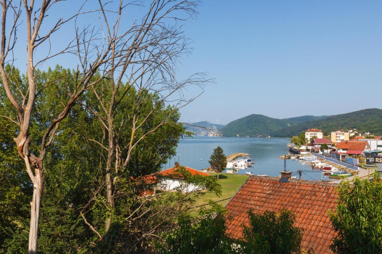 Apartmani Porto Голубац Экстерьер фото